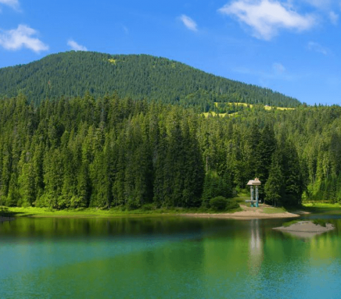Ozero Sinevir